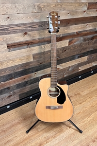 Fender® CC-60SCE Solid Top Acoustic/Electric Guitar in Natural Finish