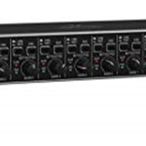 Behringer UMC1820 24-Bit/96 kHz USB Audio/MIDI Interface with MIDAS Mic Preamplifiers