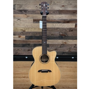 Alvarez Yairi FY70CE Folk Sitka/Rosewood Acoustic Electric