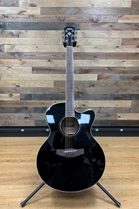Yamaha CPX600 Medium Jumbo Black Acoustic/Electric